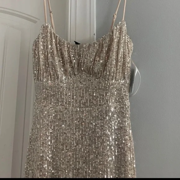 Windsor Sequin Prom Dress - Picture 4 of 7